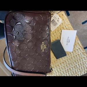 Small Coach crossbody (New w tags)